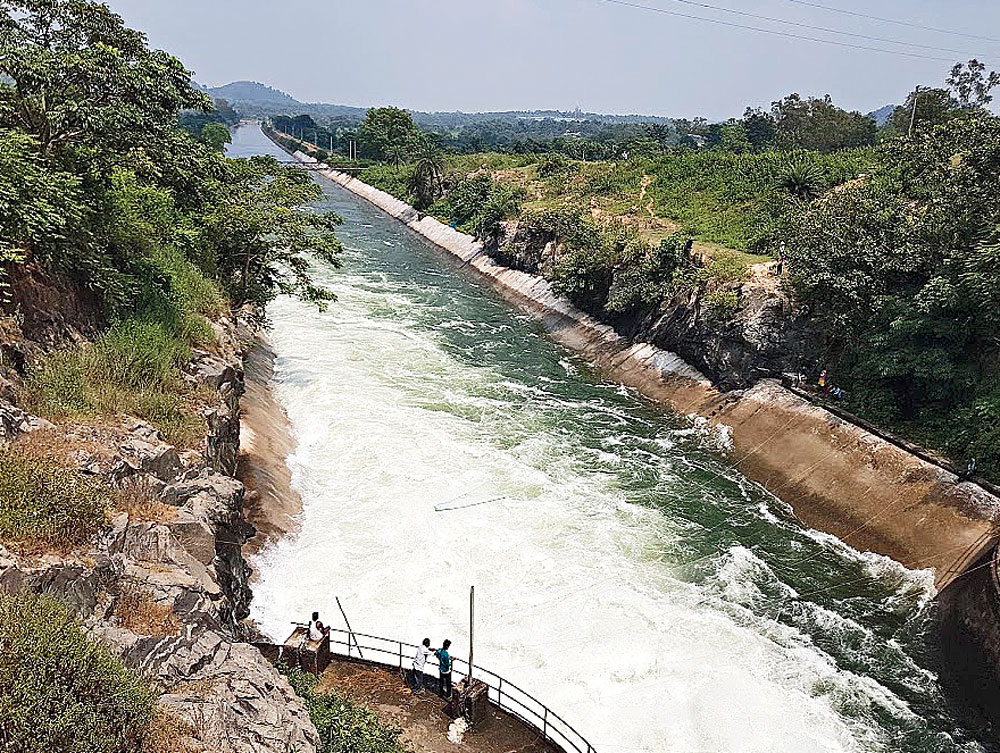 The view from Mukutmanipur Dam