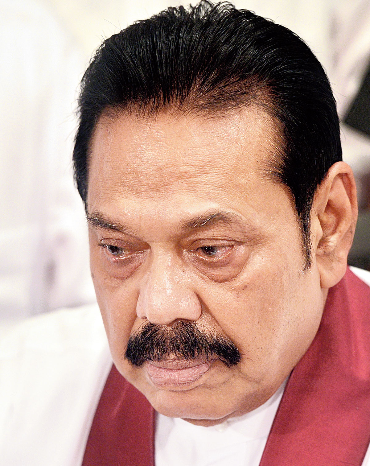 Mahinda Rajapaksa cannot act as Prime Minister, says Sri Lankan court 