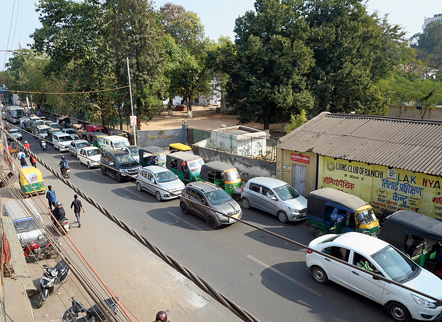 Cars queue up between Siromtoli Chowk and Sujata Chowk.