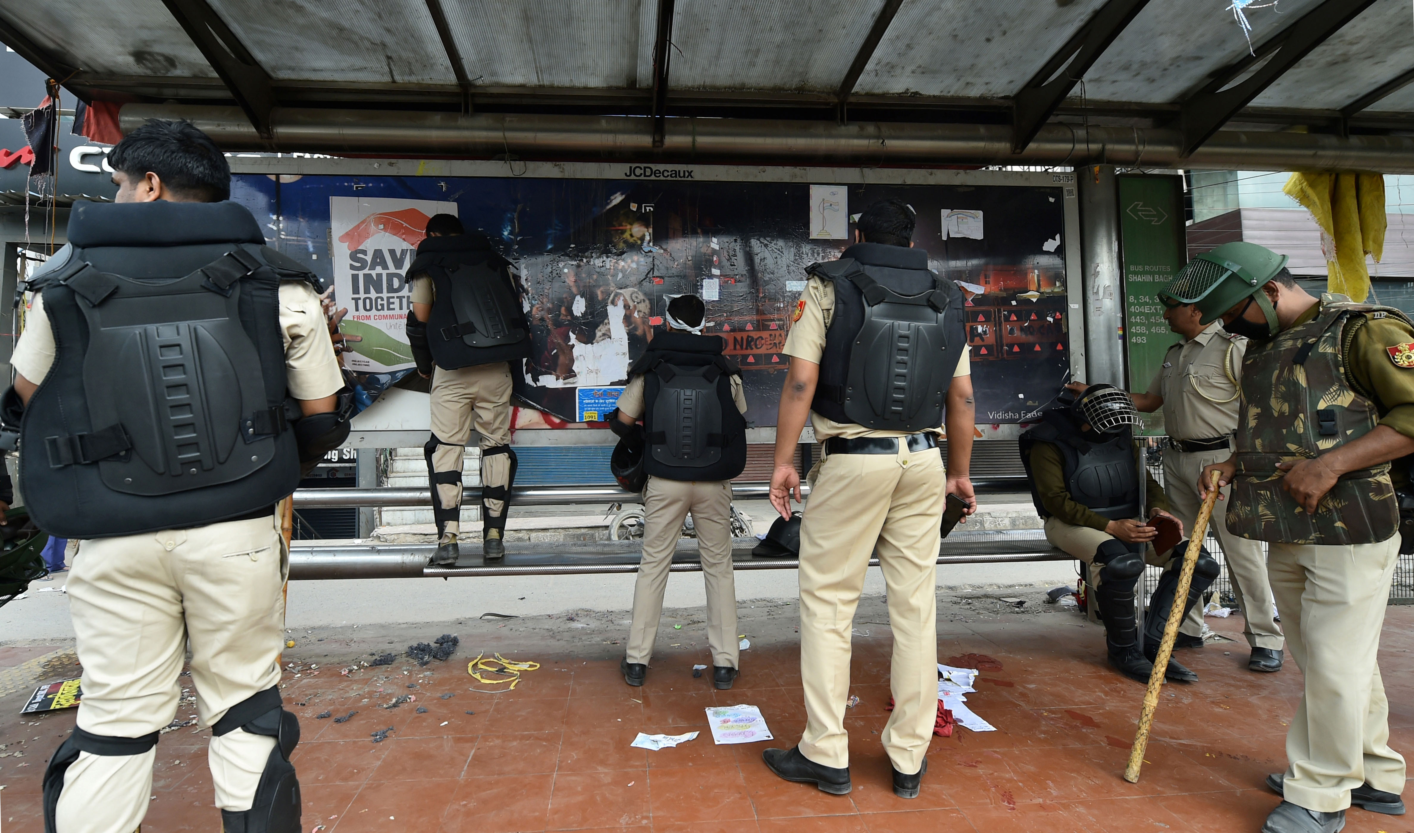 Delhi Elections: At Shaheen Bagh, Youths Erect 'Unemployment Mirror of  India' | NewsClick