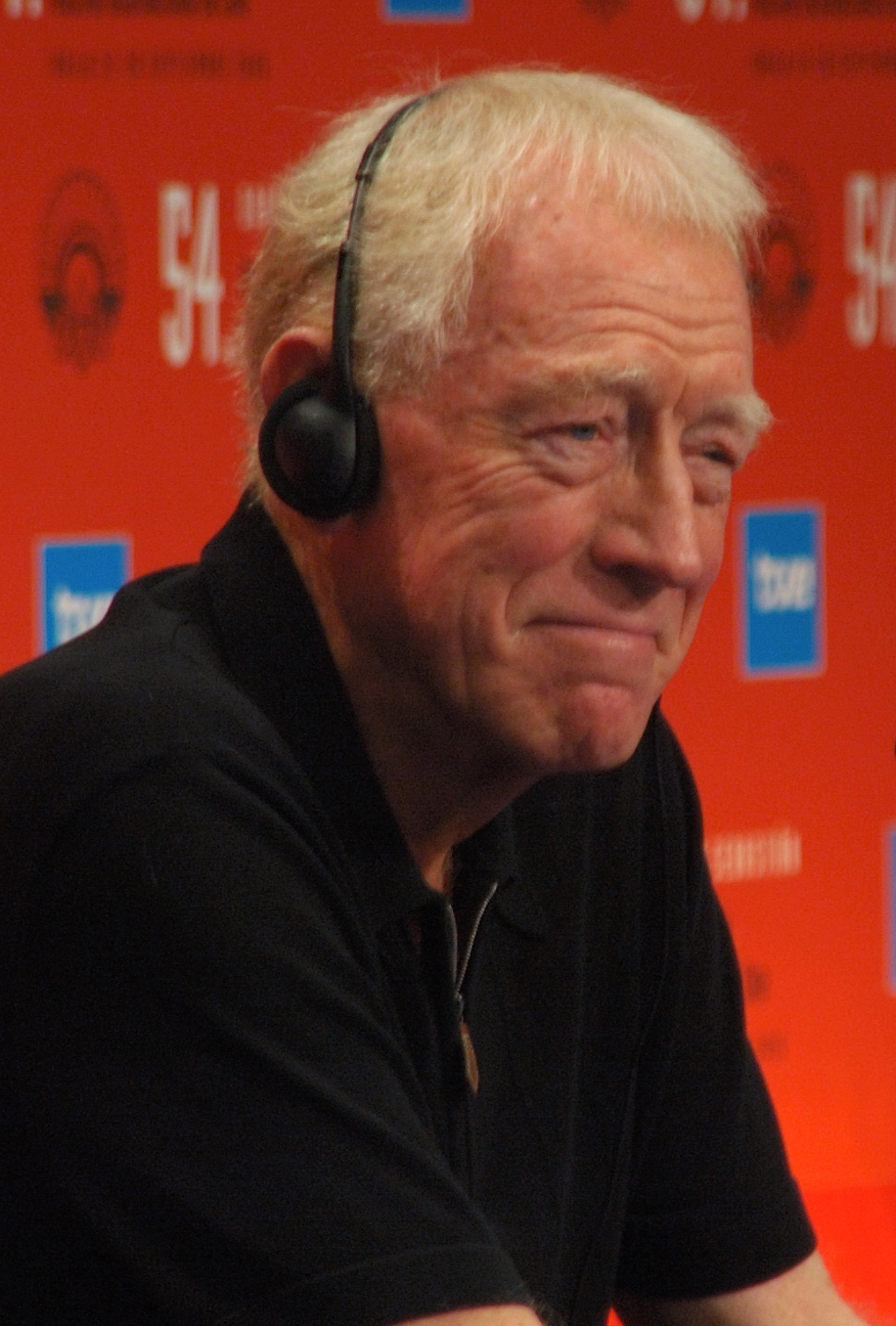 Catherine Brelet, told Paris Match: “It is with a broken heart and with infinite sadness that we have the extreme pain of announcing the departure of Max von Sydow on March 8, 2020.”