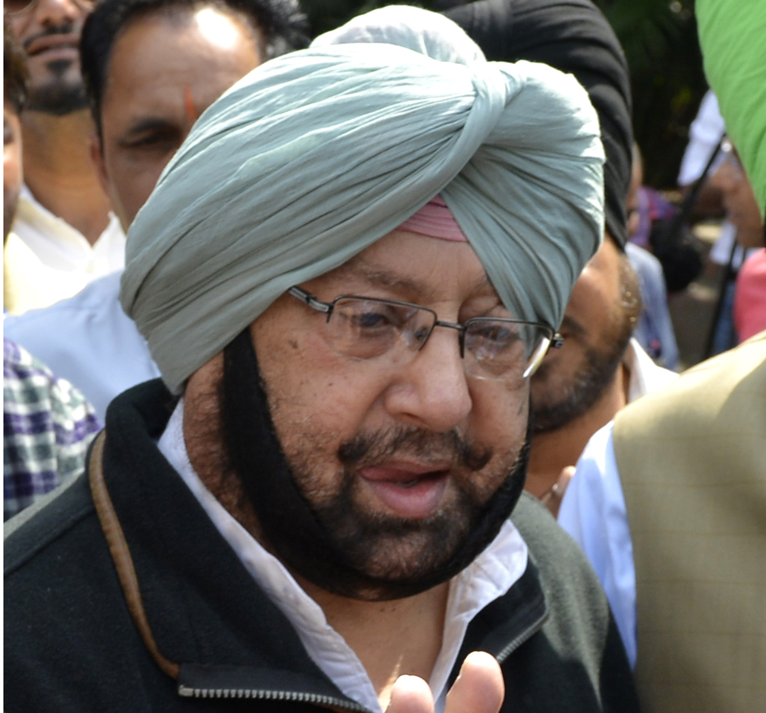Amarinder announced a compensation of Rs 5 lakh for the kin of those killed and free treatment for the injured