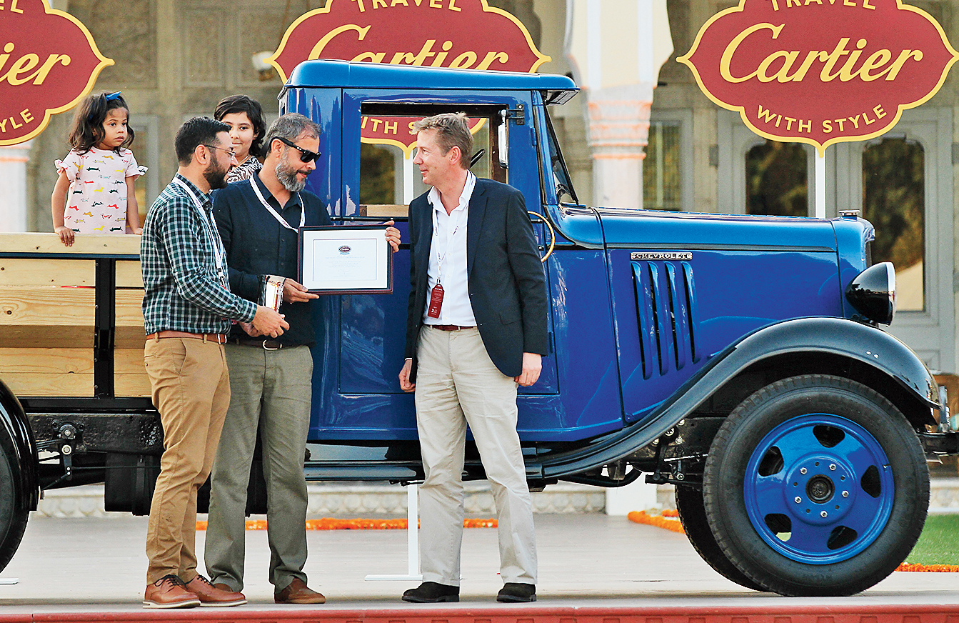 Cartier Travel With Style Concours d Elegance Vintage wheels