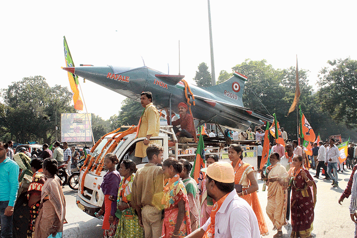 A model of the Rafale jet during CM Raghubar Das’s rally near the district collectorate in Jamshedpur on Monday,  