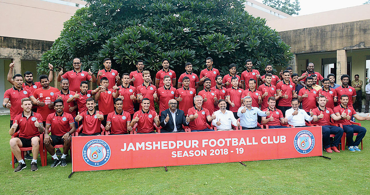 THUMBS UP: JFC players and officials pose for a picture at Centre for Excellence in Bistupur, Jamshedpur, on Thursday. 