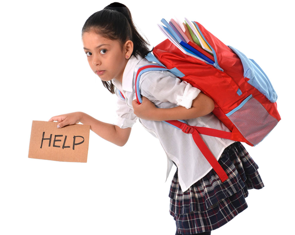 indian school children with bags