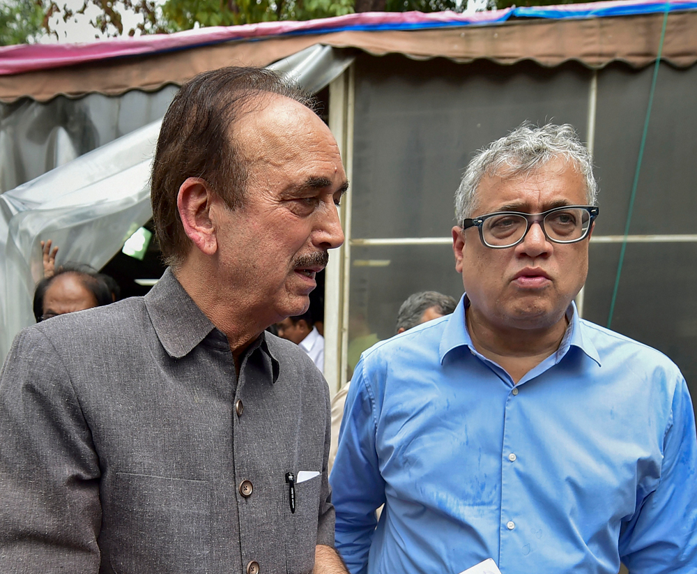 Senior Congress leader Gulam Nabi Azad and TMC leader Derek OBrien  at a media address after Home Minister Amit Shah moved a resolution to remove Article 370 in the state of Jammu and Kashmir, in the Parliament during the Budget Session, in New Delhi, Monday, August 05, 2019. 