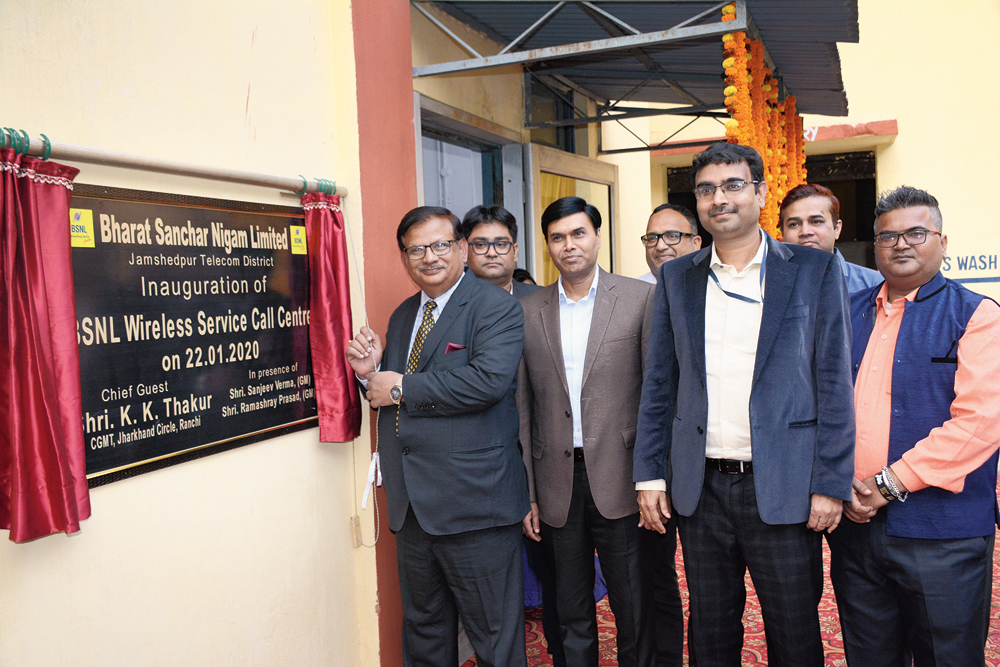 BSNL chief general manager (Jharkhand circle) KK Thakur inaugurates the call centre at Garamnala in Bistupur on Wednesday
