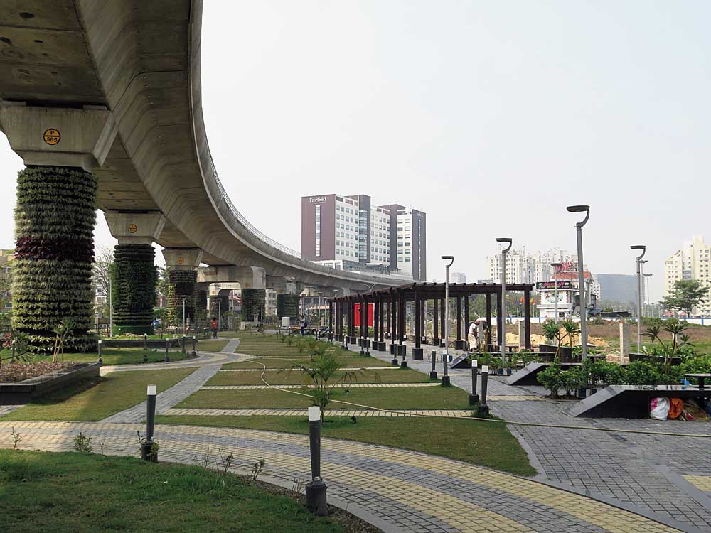 Metro pillars go smart and green