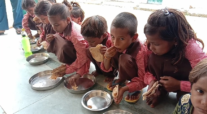 Mid-day meal video returns to bite Uttar Pradesh journalist Pawan Jaiswal