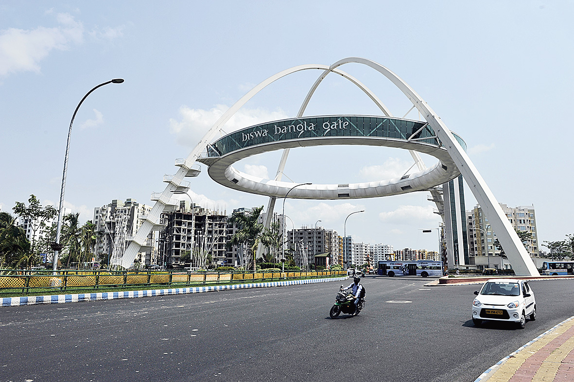 The Biswa Bangla Gate, now open to visitors and diners.