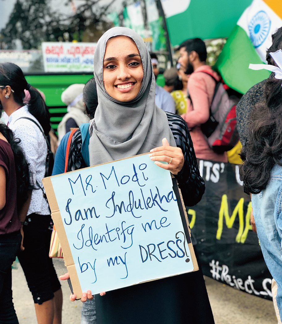 Protest | Girl who unmasked the Modi dress detector - Telegraph India