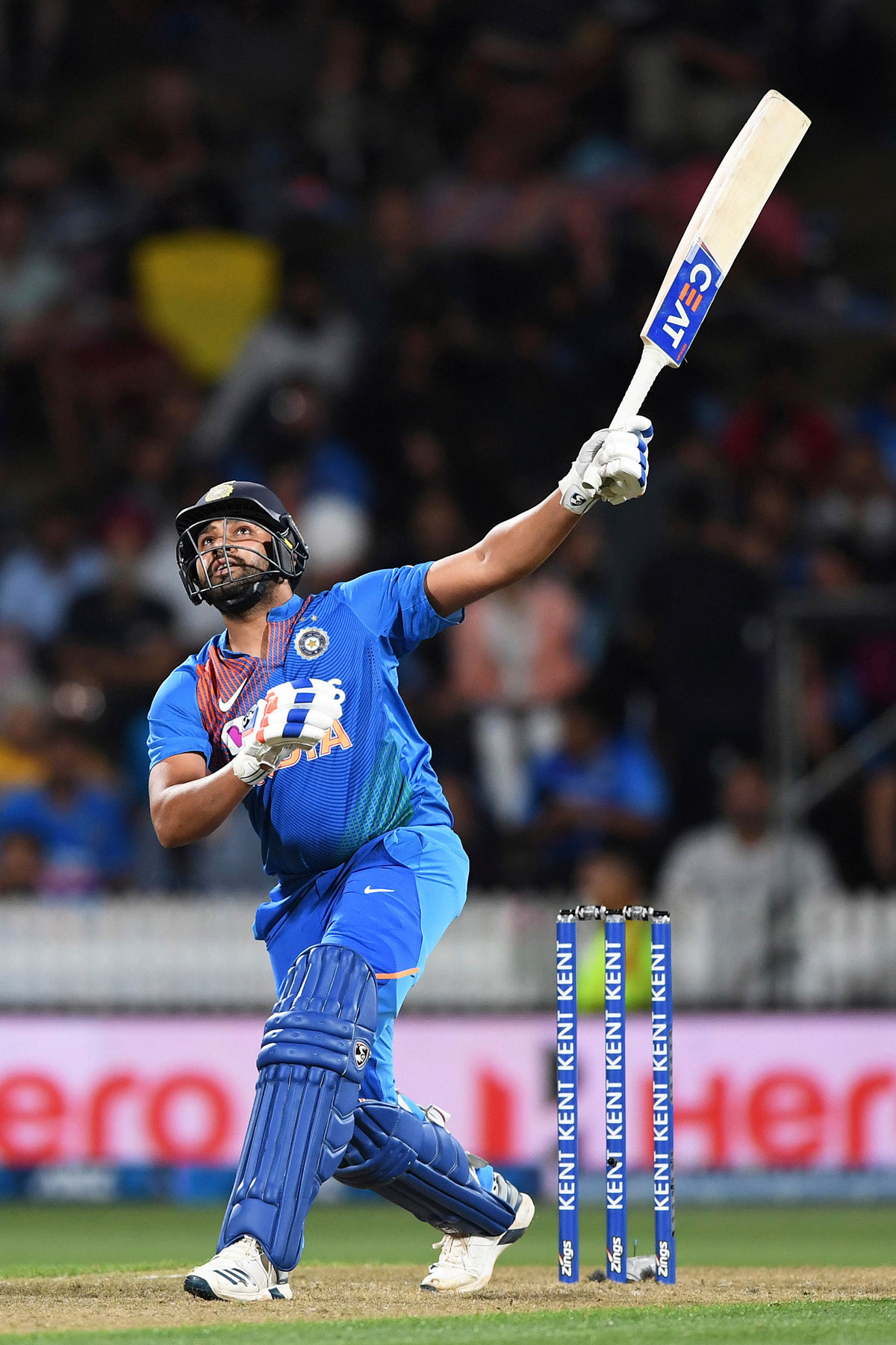 Six-man Rohit Sharma credits Mohammed Shami for super win - Telegraph India