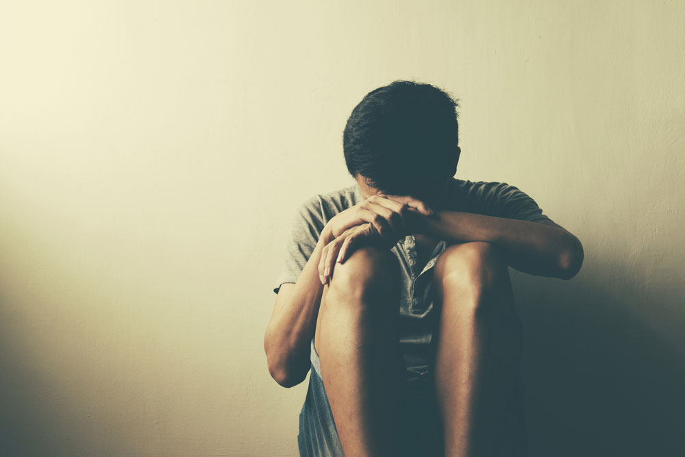 A recent report highlights the effect of broken families on young people, whose mental stability is endangered by the lack of support in conflicted or divided families when they are faced with traumatic events on a daily basis