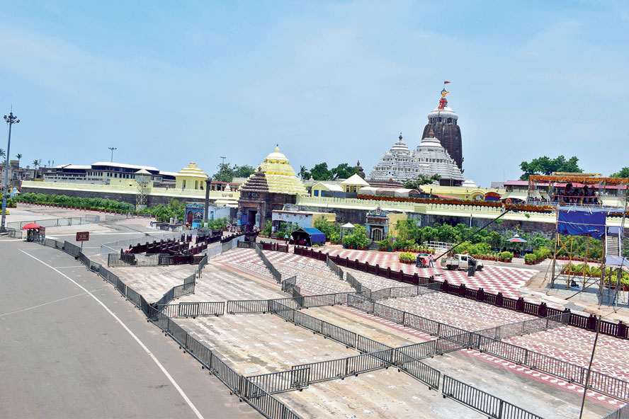 The empty Bada Danda ( grand road ) during the Snana Yatra