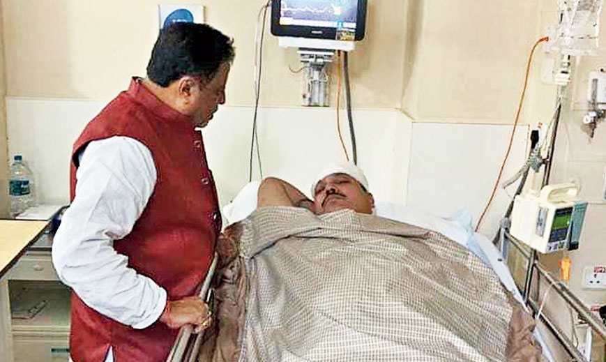 Mukul Roy visits Singh at a hospital in Calcutta on Sunday. 