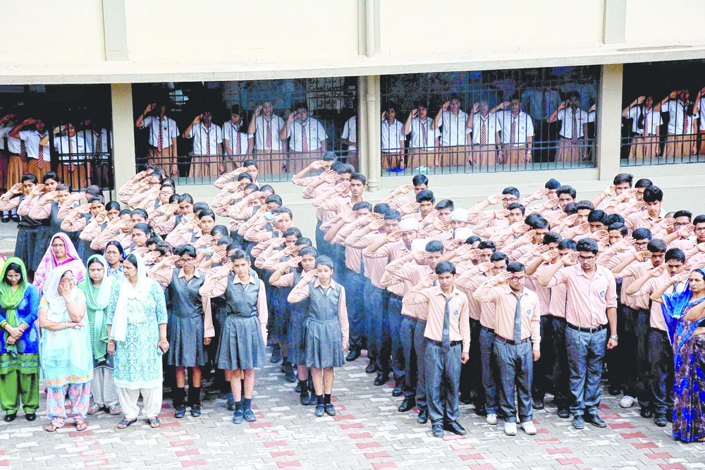 School friends take safety pledge - Telegraph India