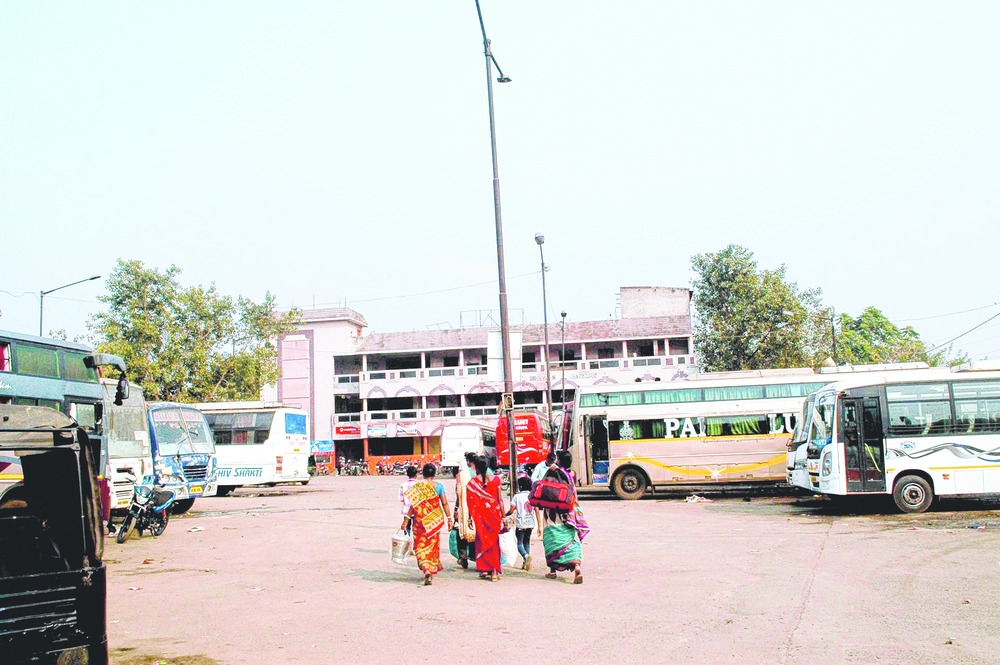 In two years, a swanky bus depot - Telegraph India