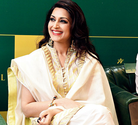 Sonali Bendre Porn Dawload Free - I don’t think I need to celebrate it on one day — sonali bendre  on loving being a woman every day - Telegraph India
