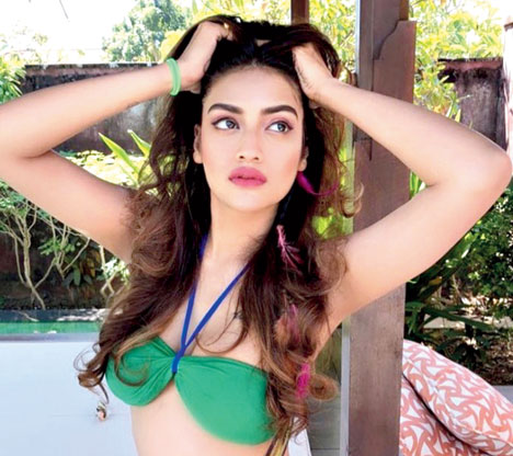 mimi chakraborty bikini