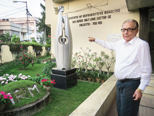 Father Of 4000 Test Tube Babies Telegraph India