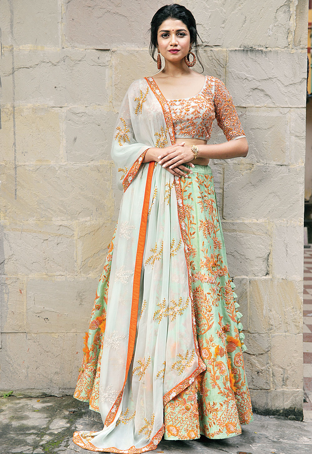 Easy and breezy styles for the bride’s bestie