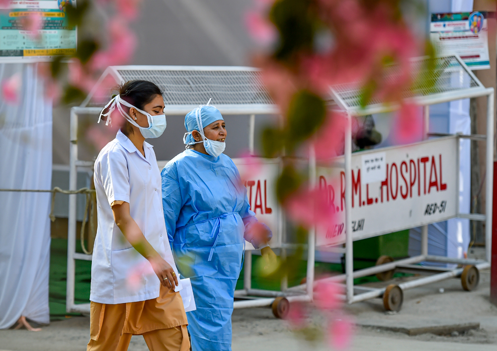 Medical staff at RML Hospital in New Delhi on Monday