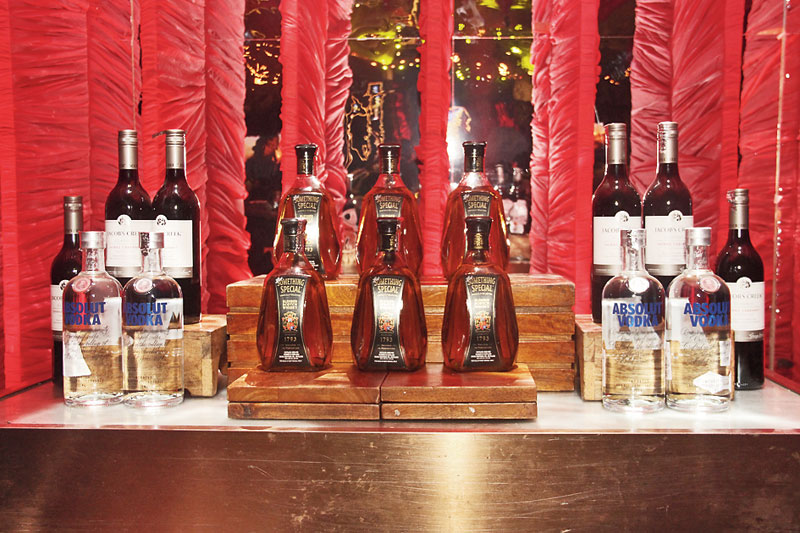 The tipple flowed freely, ensuring a light and heady evening!