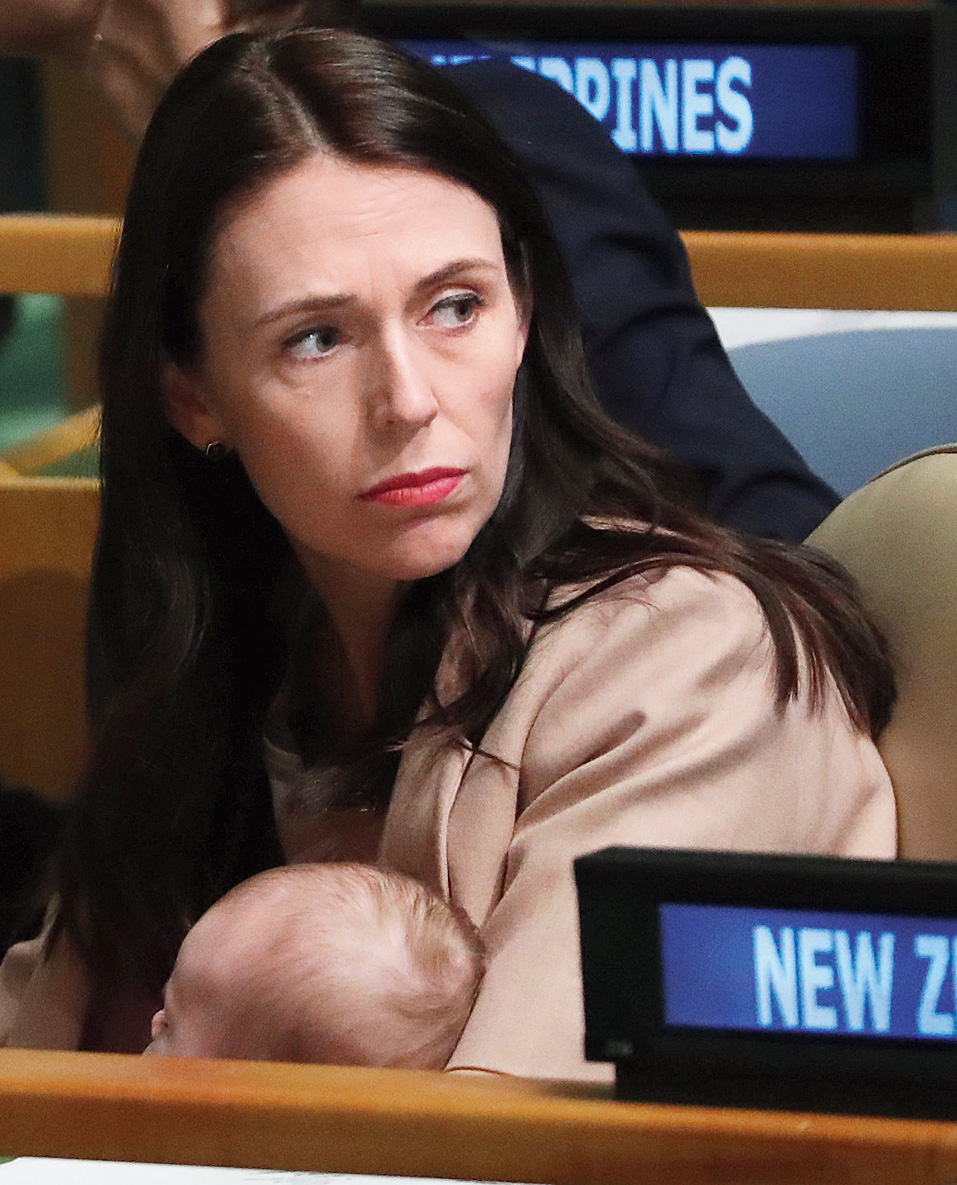 Jacinda Ardern with her baby in Parliament 