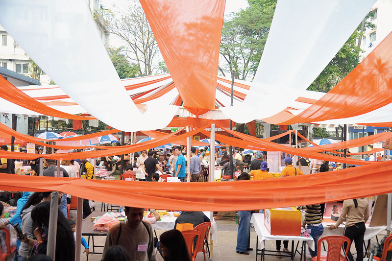 “This year we had several stalls run by kids, selling lemonade, dhokla, chocolates, tea, coffee and other fun items,” said Jayajit Biswas, president, DI. 