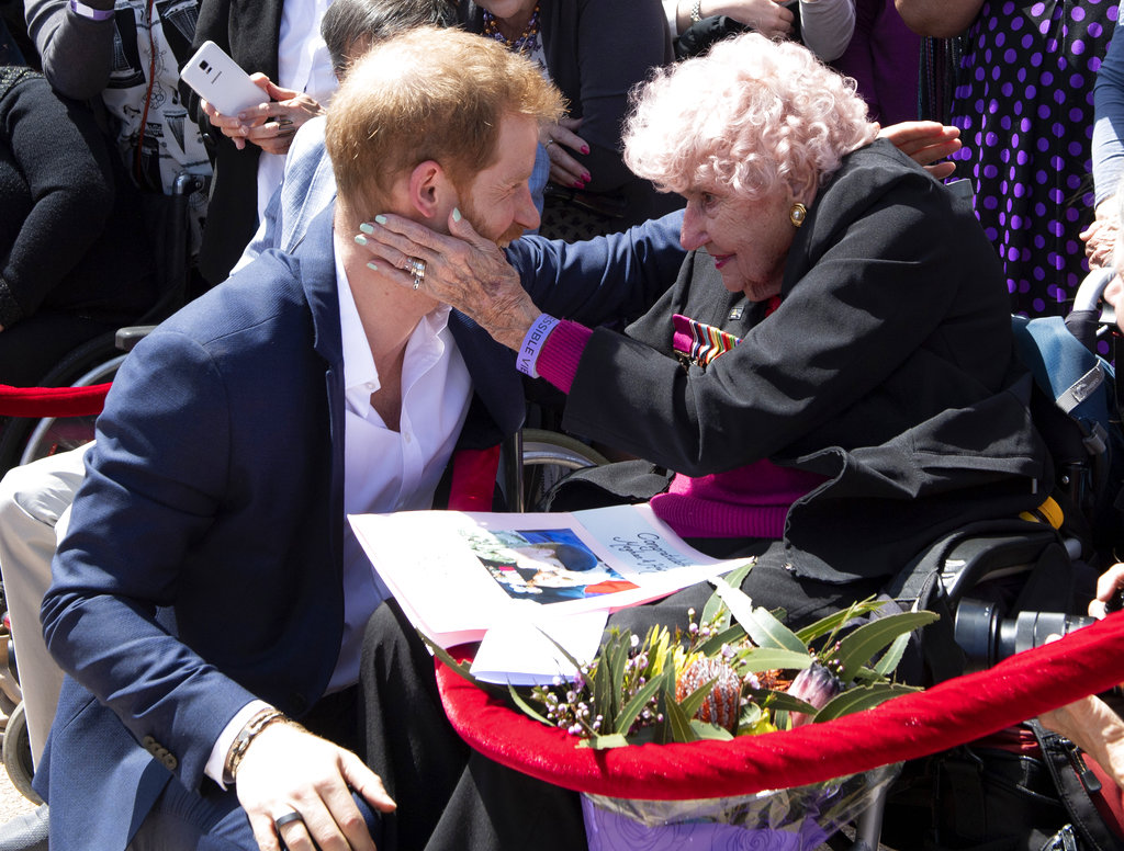 Harry meets 97-year-old Dafney Dunne during a walk about outside the Opera House in Sydney.