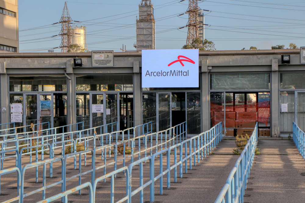 ArcelorMittal  Mittal starts Essar innings - Telegraph India