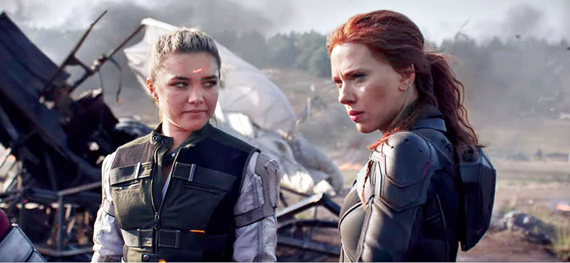 Florence Pugh (left) and Scarlett Johansson in Black Widow