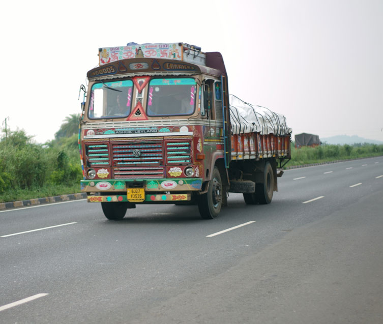 East Singhbhum police  Steel city traffic crippled as interceptor vehicle  gets defunct - Telegraph India