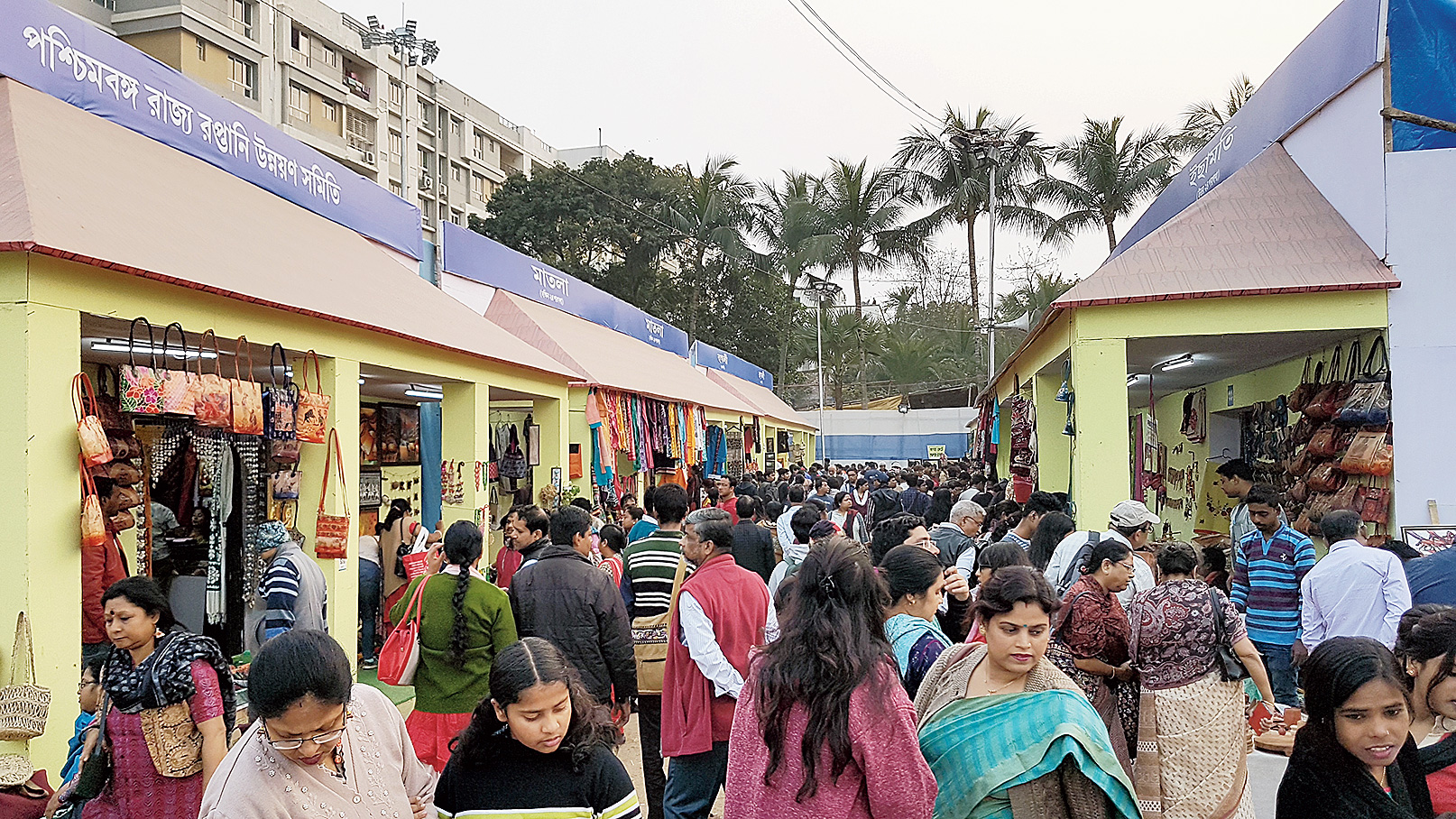 The crush of visitors at the fair on its last day on Wednesday.