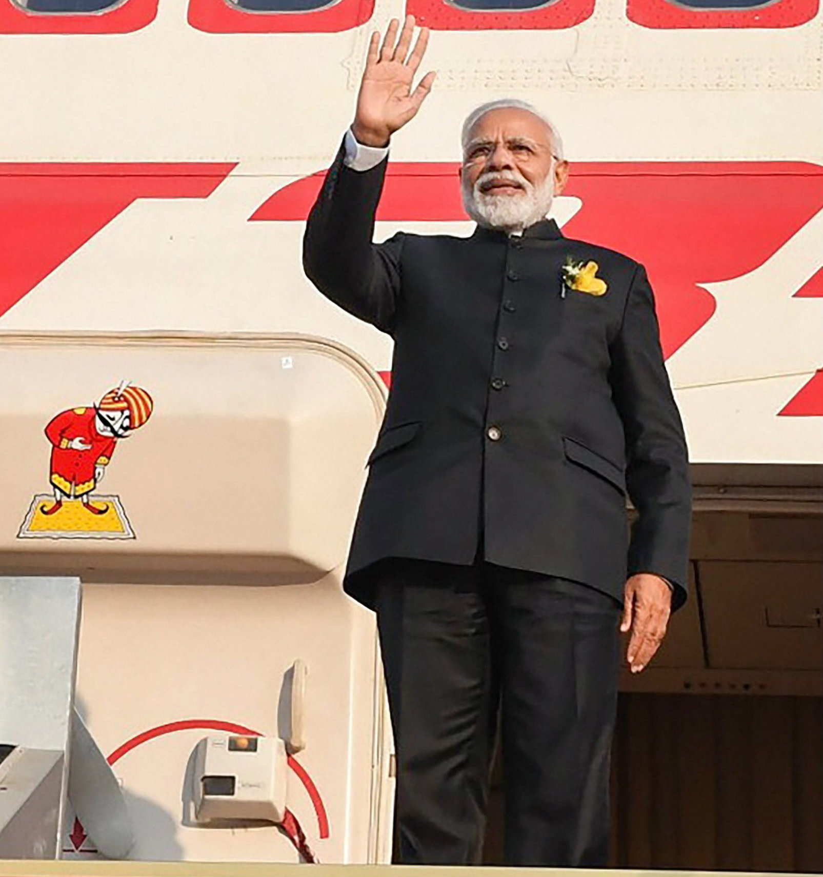 February 22: ….and the colour changes to black when it is time to take off for India. On touchdown, it was blue.