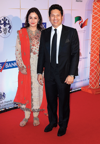 Sachin and his wife Anjali Mehta