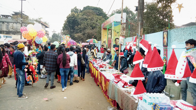 Visitors throng the carnival in Panbazar