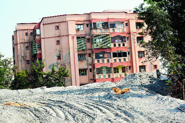Dumped fly ash near Karan Apartments in Kadma, Jamshedpur, on Friday. 
