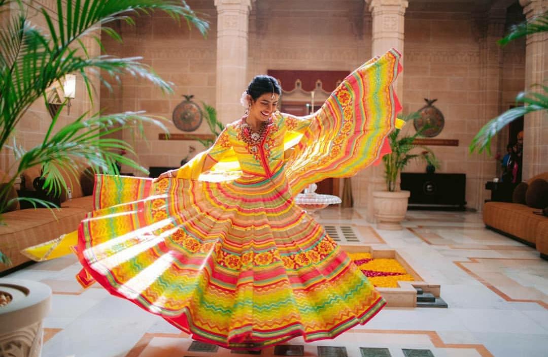 At her Mehendi, Priyanka Chopra wore a multi-coloured leheriya outfit