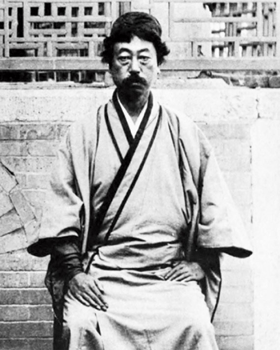 1862: Japanese scholar Okakura Kakuzo is born on February 14. Best remembered as the author of The Book of Tea, Okakura researched on world art and culture and counted among his friends Rabindranath Tagore. In the 21st century, Salt Lake would seal this friendship with the popular auditorium Rabindra Okakura Bhavan.