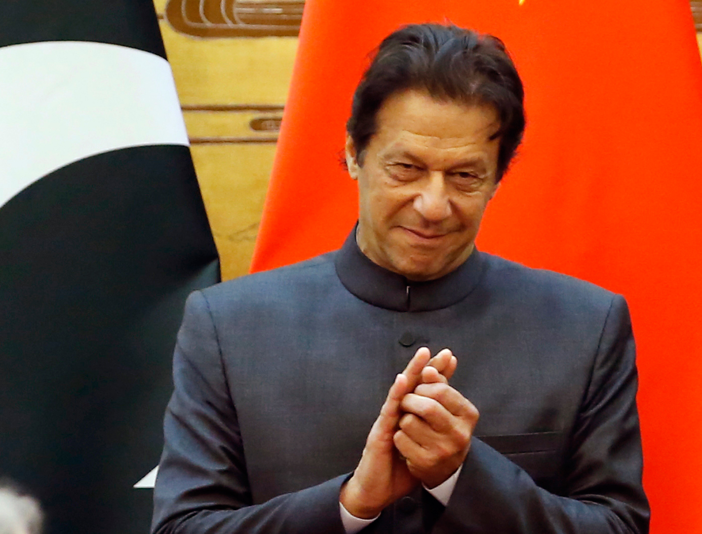 Real leader takes U-turns, says Imran Khan