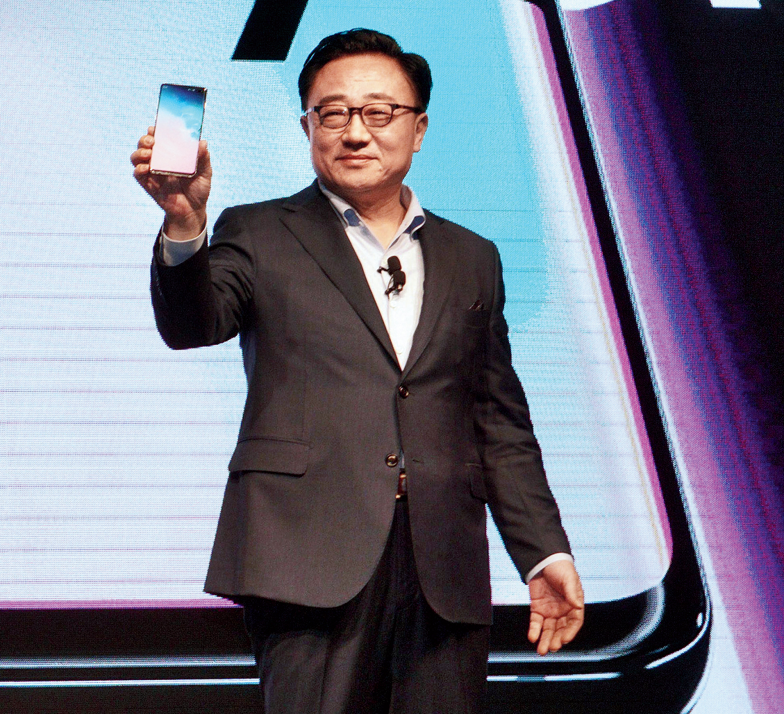 DJ Koh, president and CEO, head of IT and mobile communications division, Samsung Electronics, at the India launch of the Galaxy S10 series in Delhi on Wednesday.