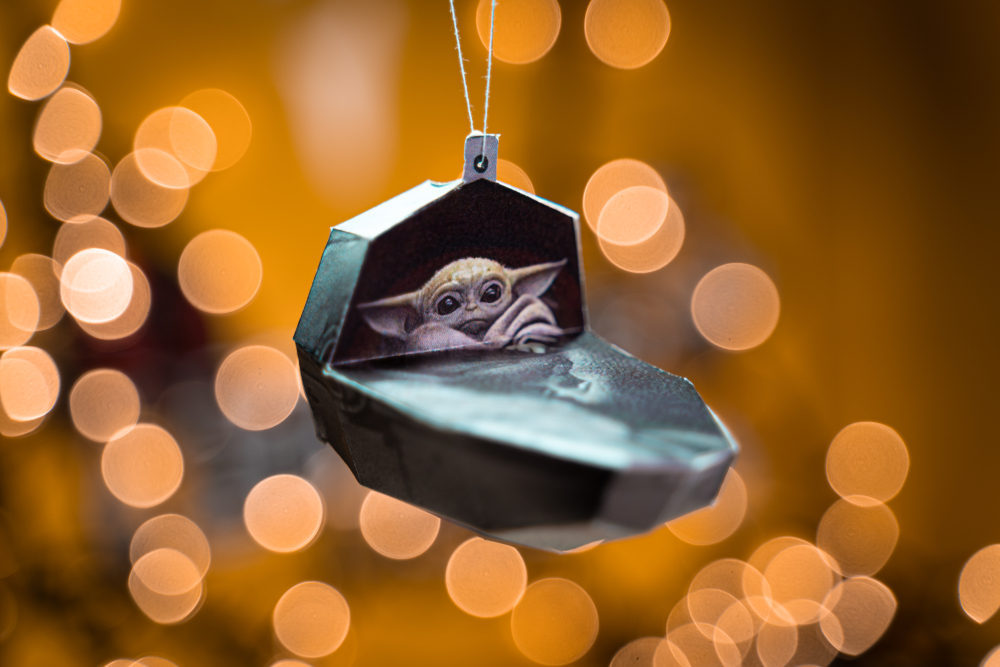 A Baby Yoda craft paper ornament.