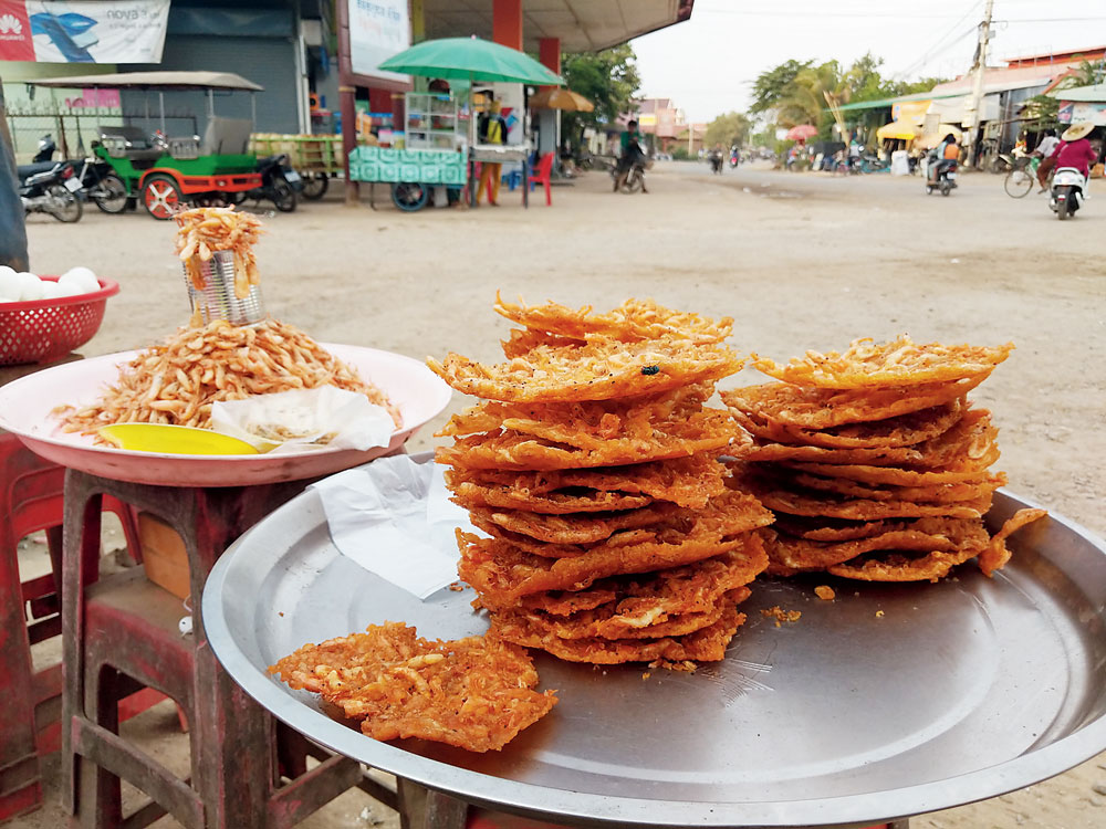 Fried shrimp cakes