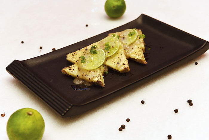 Peppery Lemon Paneer with tangy-spicy notes, makes for an ideal starter. 
Rs 295