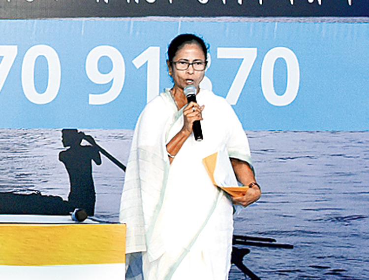 Mamata Banerjee launches Didi Ke Bolo at Nazrul Mancha in Calcutta in July.