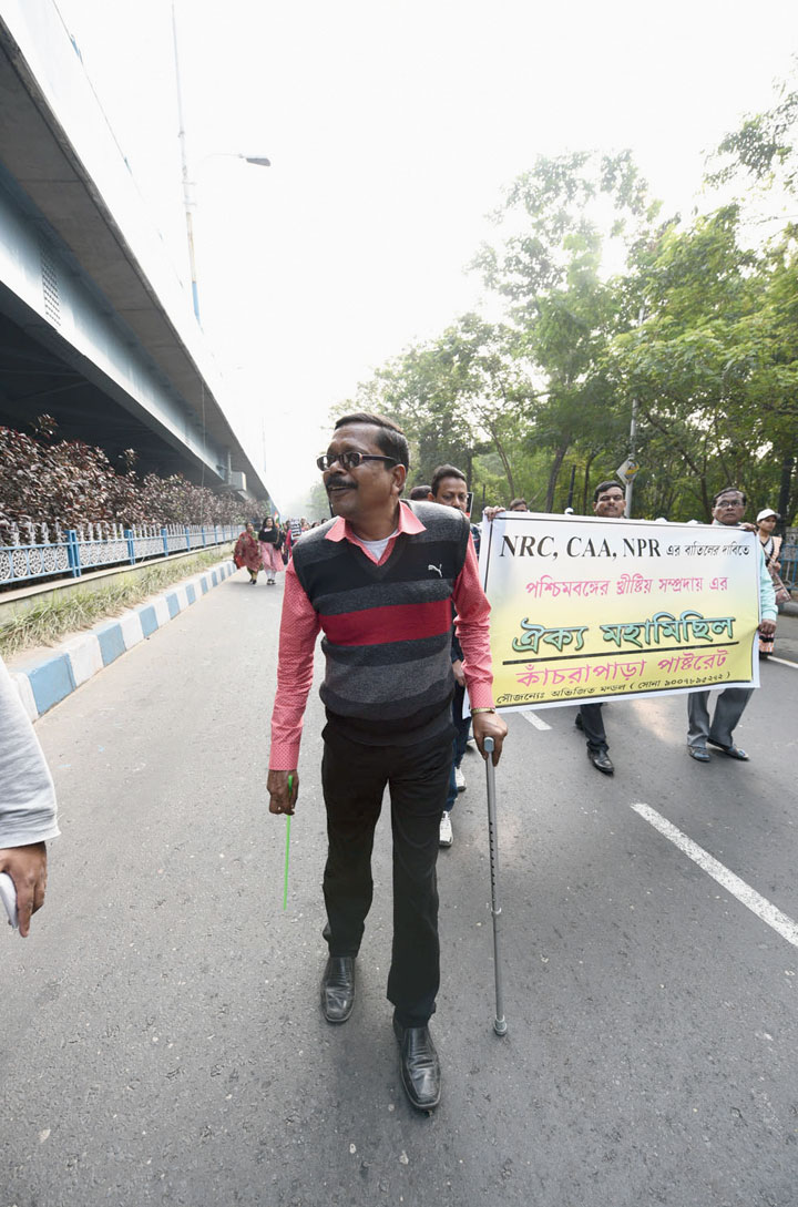 Dibyendu Biswas, member of a Christian organisation at Kanchrapara in North 
24-Parganas, around 51km from Calcutta, came with a stick. A bike accident in November has left him with a steel plate in his right leg and a limp. He walked the full course of the rally. “My grandfather came from East Pakistan. He settled in Kanchrapara in 1948. After 72 years, my family members might be asked to prove our Indian-ness,” he said.