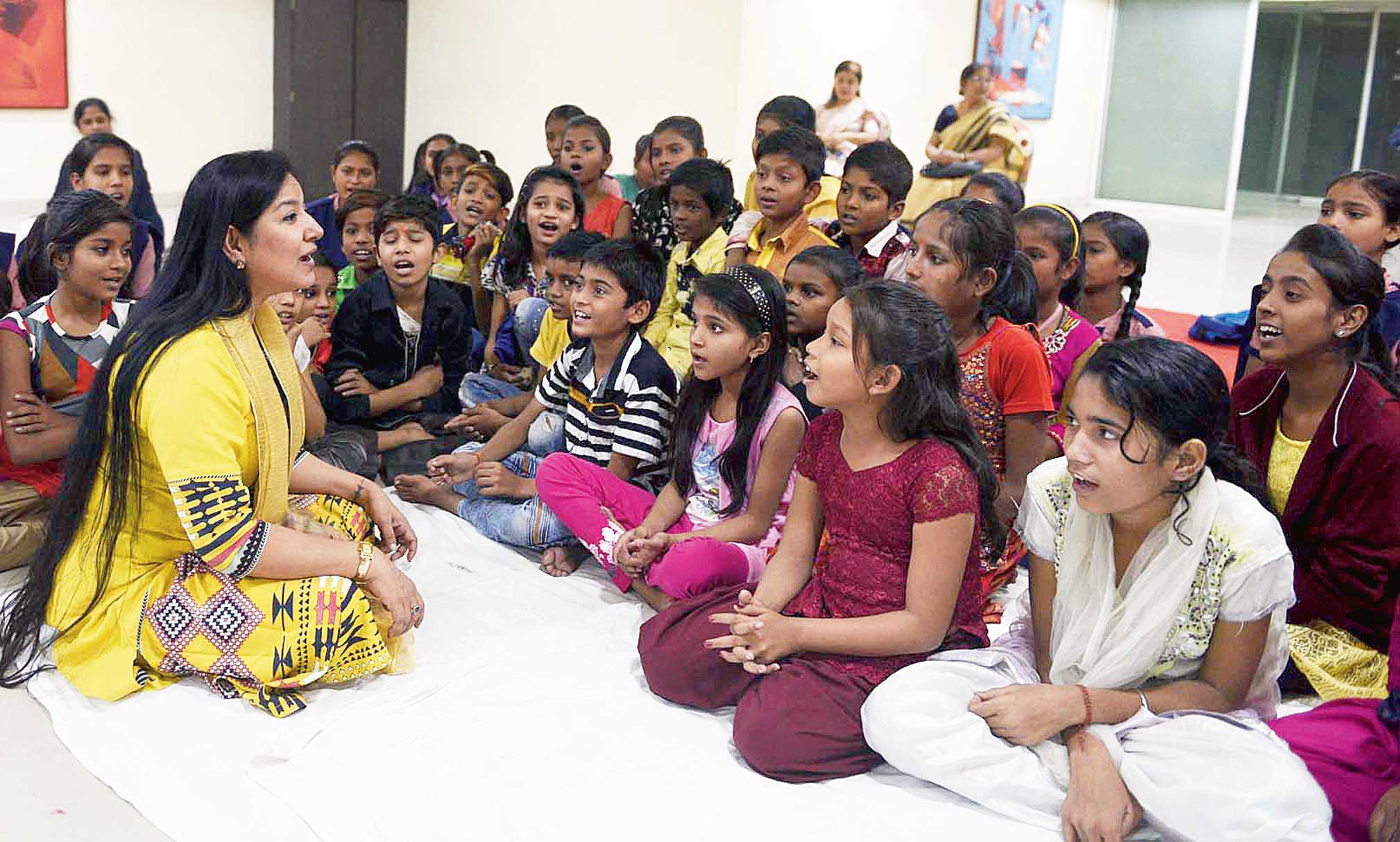Sufi singer Zila Khan at a workshop to identify talent among children from the city. 