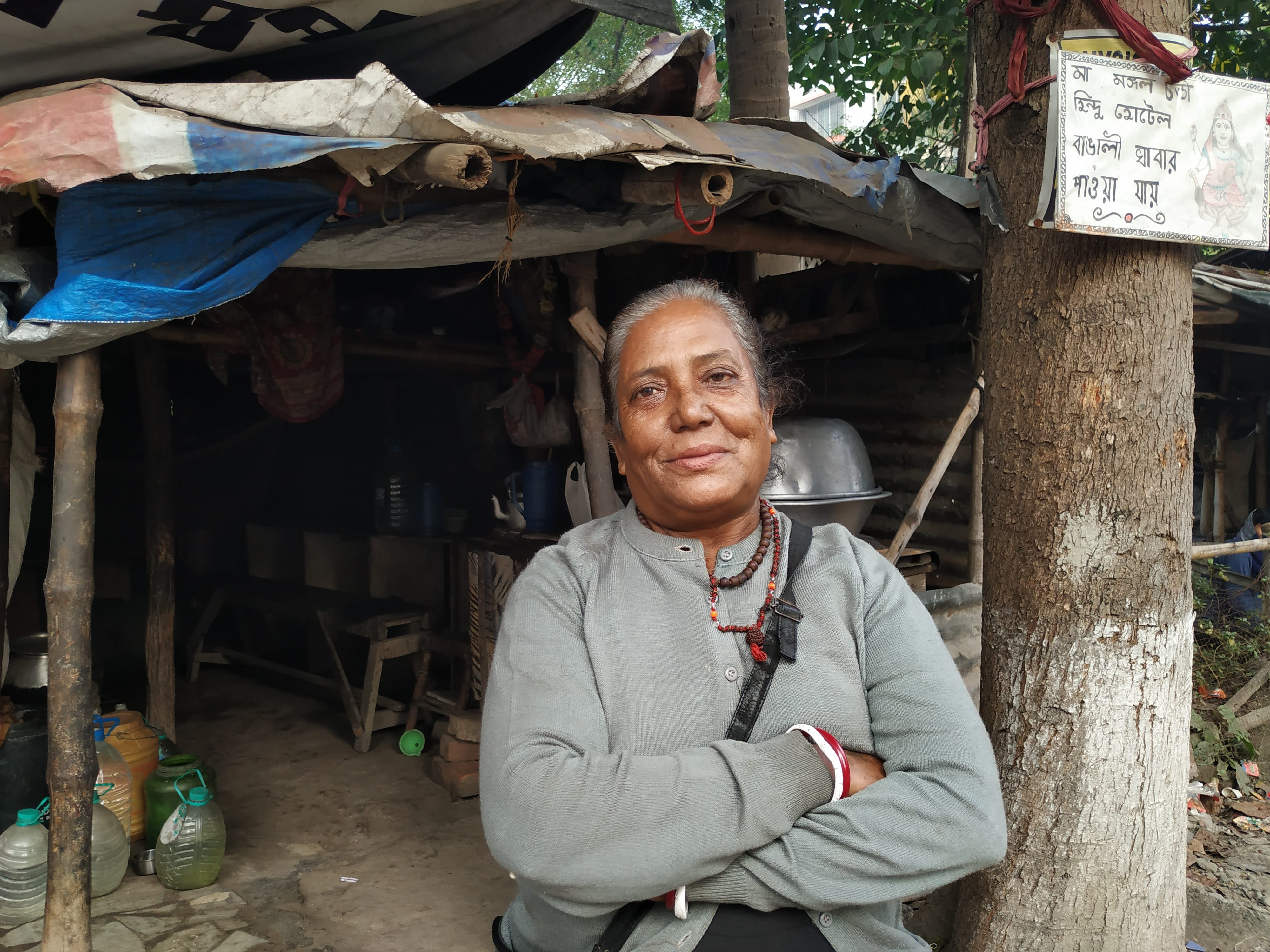Jaya Makhal, 58 (Dhaba owner near Ruby): I, who, do not have any education, what can I say? Bharat barsha is our mother. My mother should be able to live in peace, we her children should be able to live peacefully. Hindu-Mussalman are bhai-bhai — we, the people, don’t want any disruption. Netaji, who sacrificed his life for us, had never imagined there would be forces that would rob our nation. We are unable to bring everyone together, to achieve unity. What Gandhiji had foreseen for us, have we been able to achieve that? Swami Vivekananda had imagined a beautiful desh for us, where progress is for each and every individual.